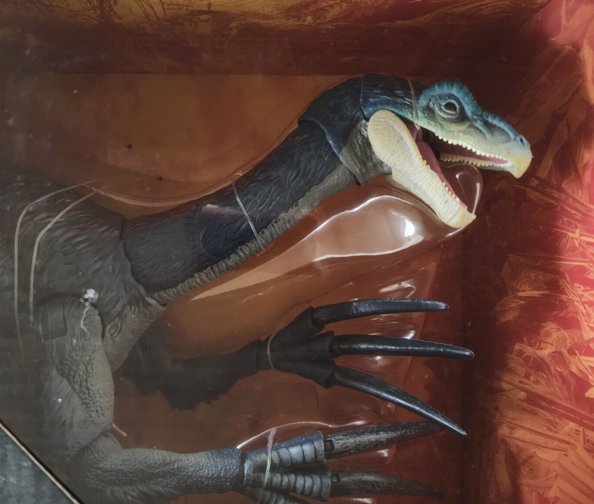 Jurassic World Hammond Collection Therizinosaurus Figure