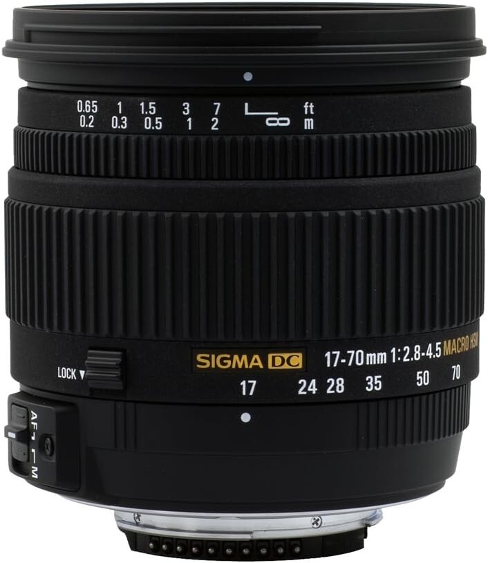Sigma AF 17-70mm F2.8-4.5 DC Macro Pentax Lens