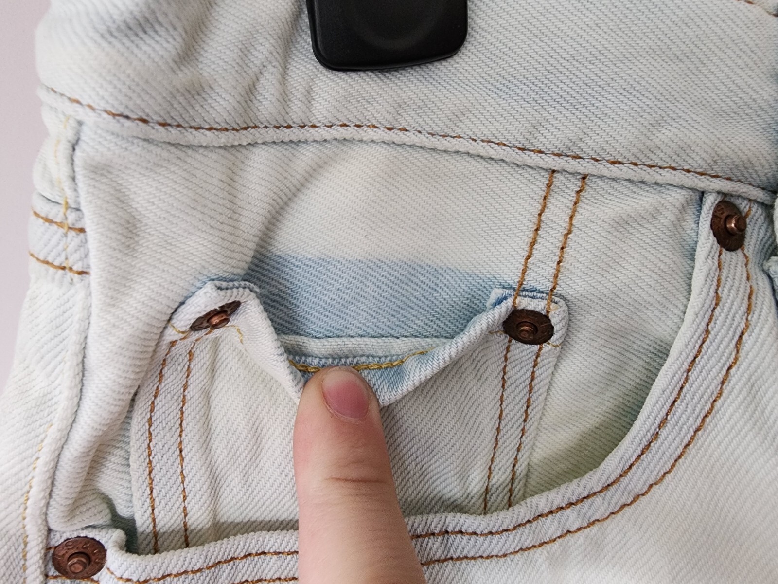 Levi's 501 Original Cropped Jeans in Blue 32/28