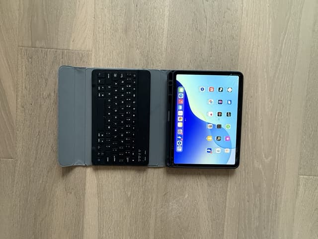 Apple 11 Inch iPad Pro Wi Fi + Cellular 128GB - Space Grey