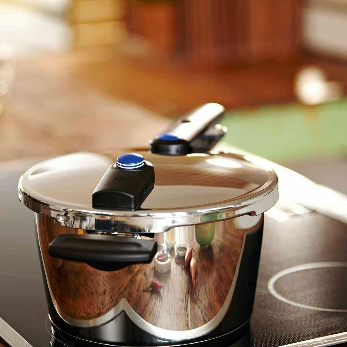 Fissler Vitaquick Pressure Cooker, 22cm/6.0L