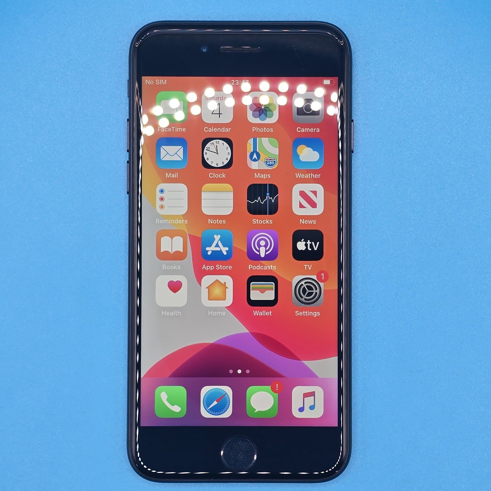 Apple iPhone 7 - 4G smartphone 128 GB - LCD display - 4.7" - 1334 x 750 pixels - rear camera 12 MP - front camera 7 MP - black