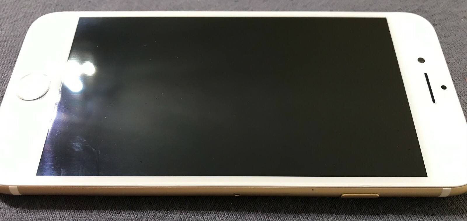 Apple iPhone 7 (32GB, Silver) Australian Stock - Excellent - Refurbished