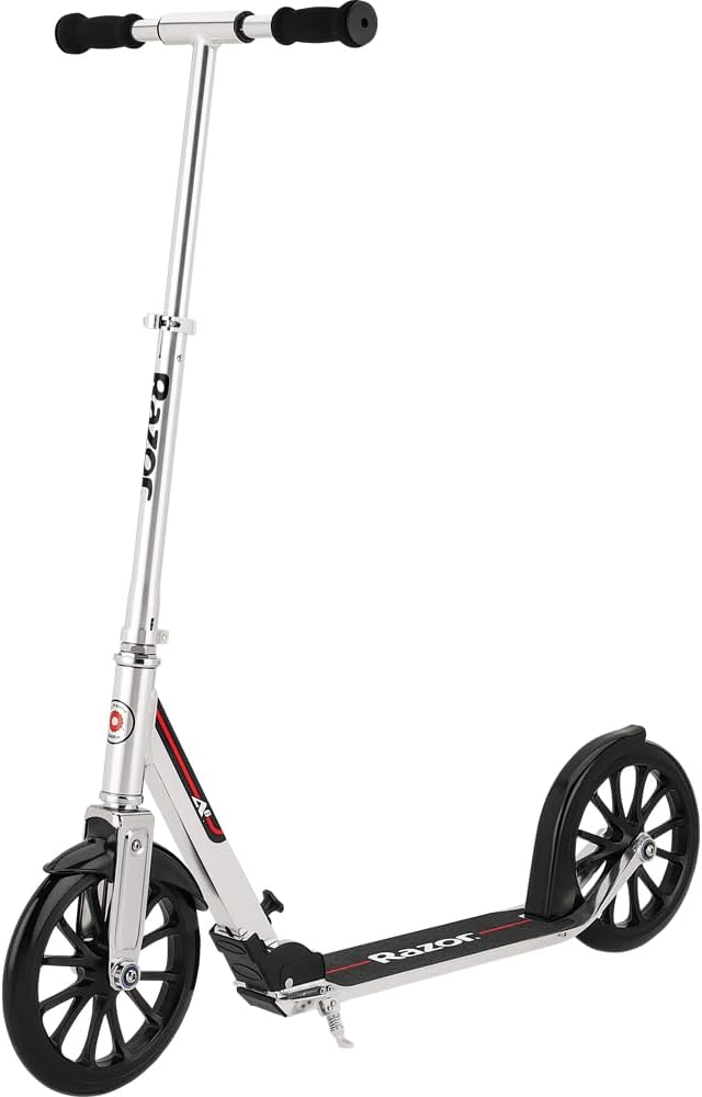 Razor A6 Kick Scooter - White - FFP