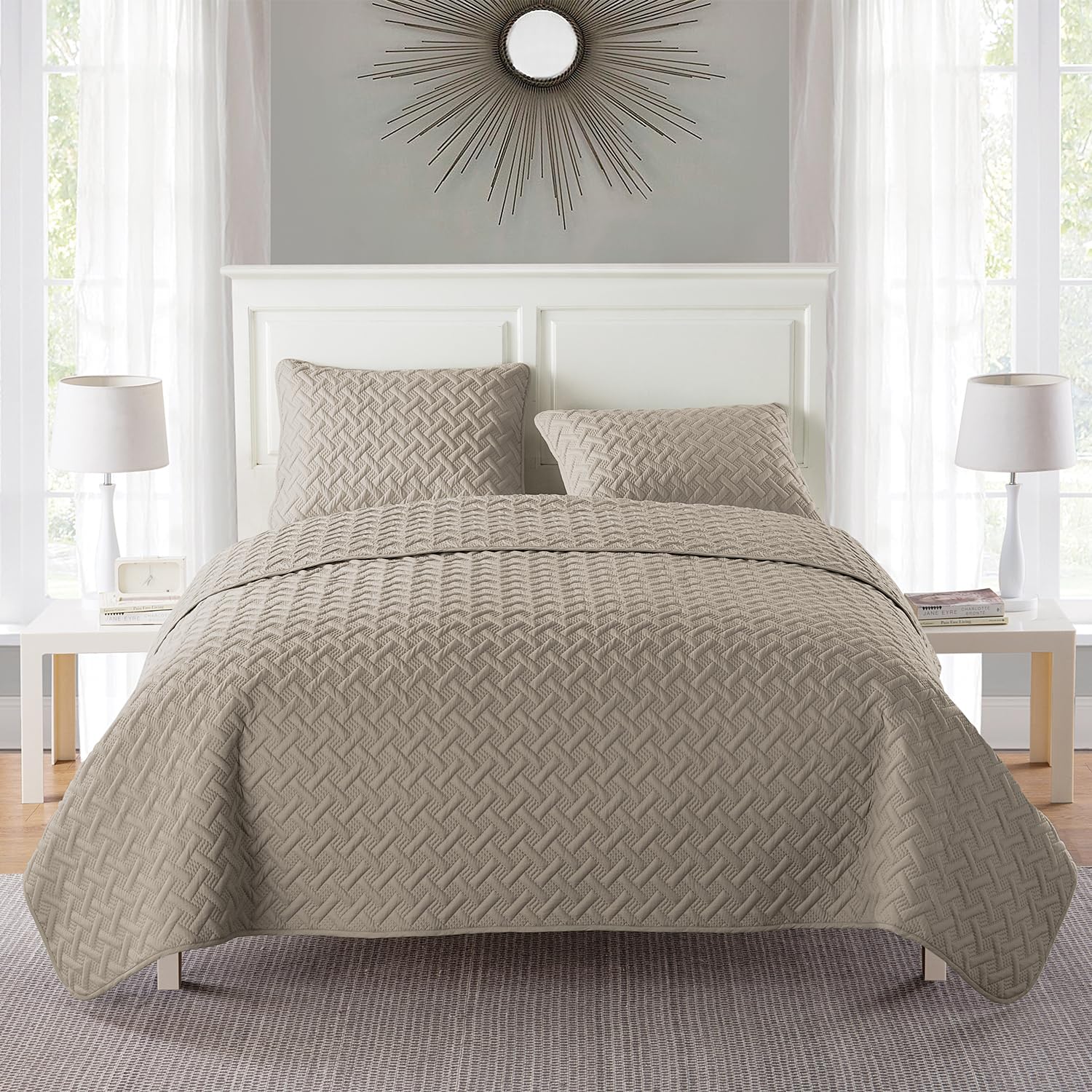 VCNY Home Quilt Super Soft Reversible Bedding Set with Matching Shams, Twin, Nina Taupe