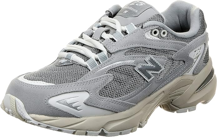 New Balance White 725v1 Sneakers