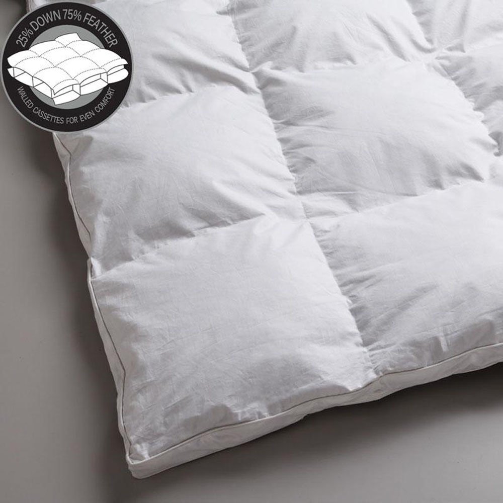 Logan & Mason 25/75 Duck Down and Feather Quilt | Queen Bed