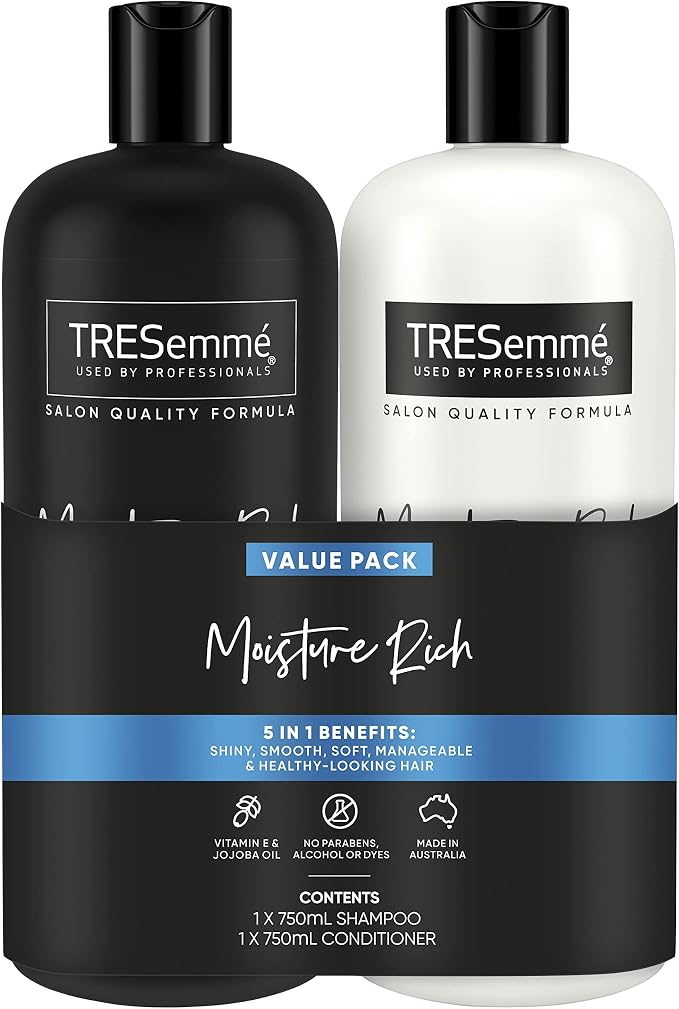 TRESemmé Moisture Rich Shampoo & Conditioner for Dry Hair with Vitamin E & Jojoba Oil 2 x 750 ml